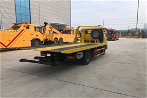 陕县非事故拖车