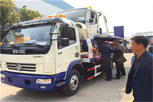 陕县汽车道路救援拖车价格